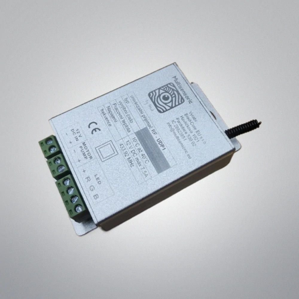 Dálkový přijímač pro vestavbu