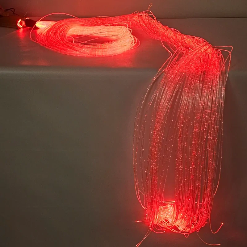 Světelná vlákna se zdrojem